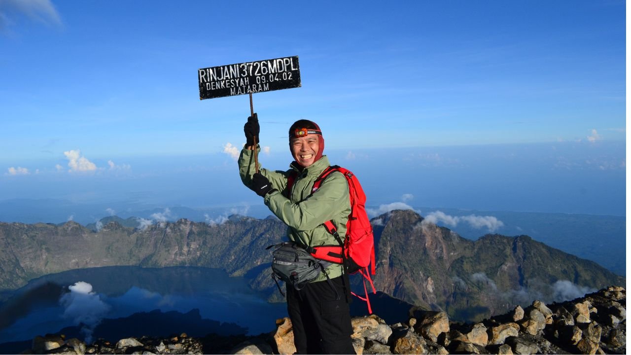 2D1N Rinjani Summit Trek: Express Sembalun Route