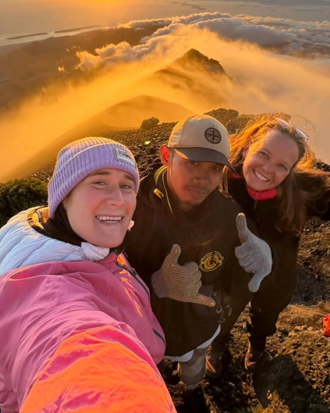 Open Trip 3D2N Rinjani Summit, Lake & Torean Route
